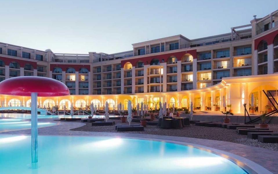 Lighthouse Golf Resort & Spa Apartments Bałczik Zewnętrze zdjęcie
